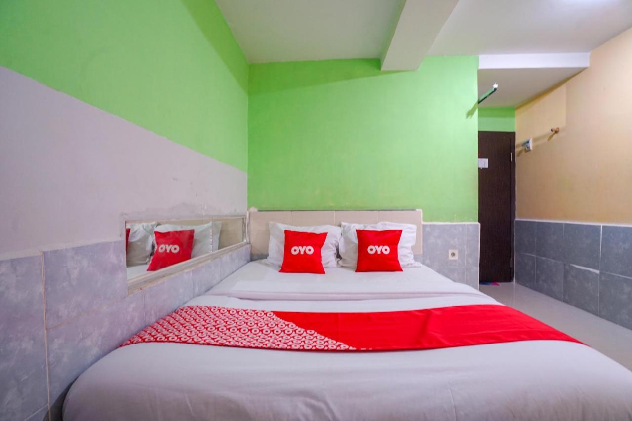 Oyo 1495 Hotel Lendosis Παλεμπάνγκ Εξωτερικό φωτογραφία