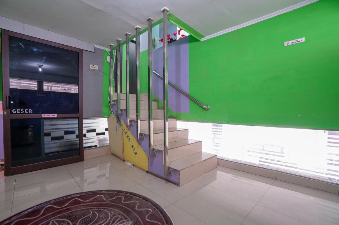 Oyo 1495 Hotel Lendosis Παλεμπάνγκ Εξωτερικό φωτογραφία